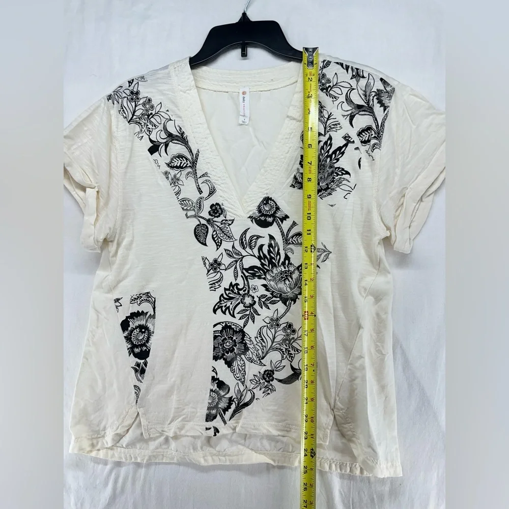 Anthropologie Daily Practice V-Neck Floral Short-Sleeve Top Cream Women’s Small - Picture 6 of 8